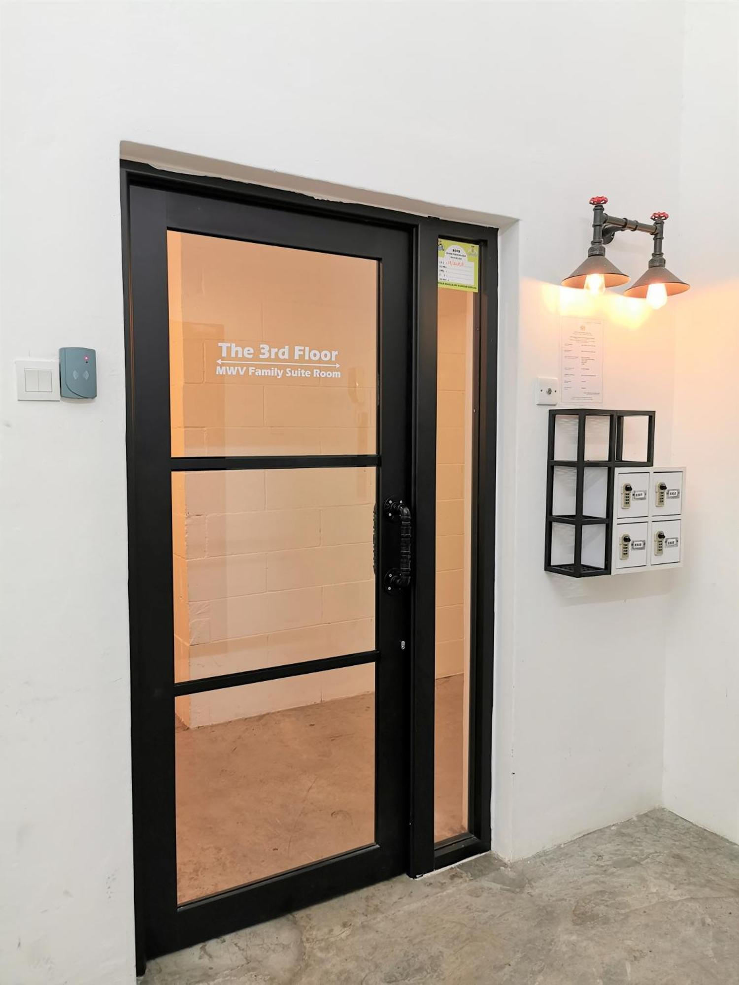 Mwv Family Suite Room Muar Ngoại thất bức ảnh